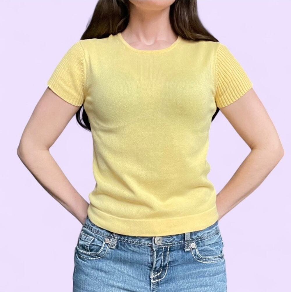 Vintage Real Clothes Saks Fifth Avenue Butter Yellow Short Sleeve Top Size M